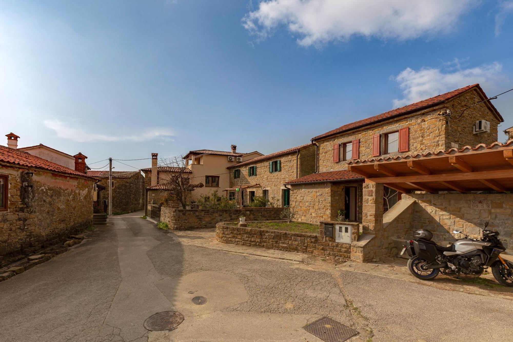 Istrian House La Bora Villa Koper Bagian luar foto